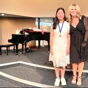 Milana Music - Performance